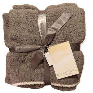 Barefoot Dreams cozychic contrast tip blanket, gray with white edge, 45”x65”